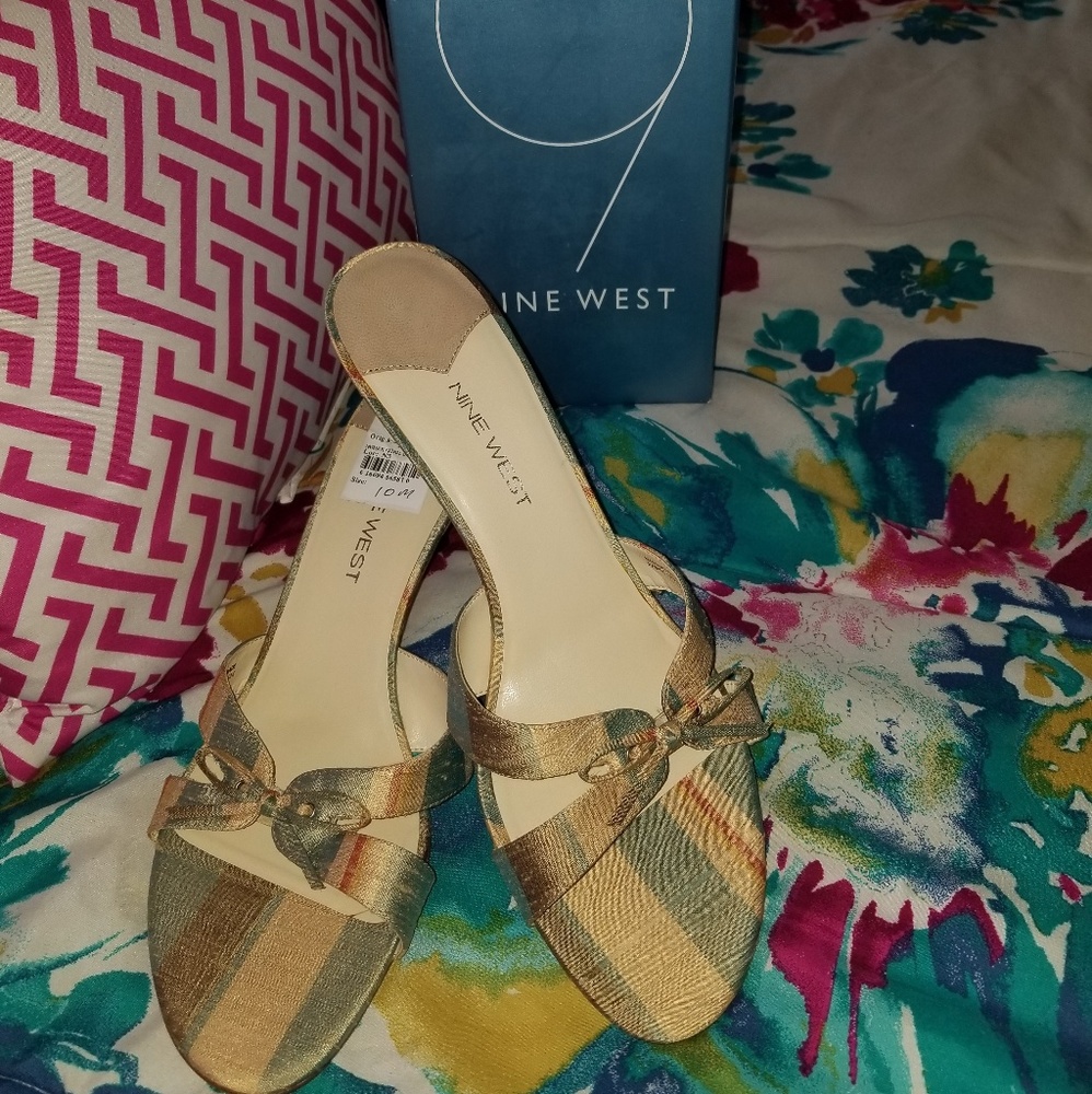 Adorable&Practical 9West Muted Plaid Kitten Heels